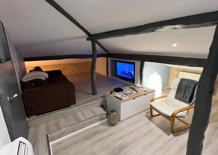 D Hôte Petit Crussac 4*